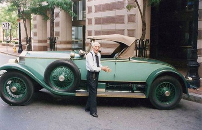 Qiziqarli ma'lumotlar: Allen Svift – bitta Rolls-Royce ni 78 yil davomida almashtirmay yurgan kishi